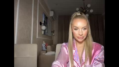 onesweet_baby online show from 02-05-25, 06:04