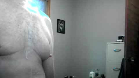 Snapshot of oneyedjackin chatting on 10-26-25, 12:33 oneyedjackin online show from 10-26-25, 12:33