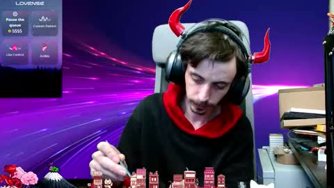 Snapshot of oni_hoshi chatting on 11-18-25, 06:45 Oni hoshi online show from 11-18-25, 06:45