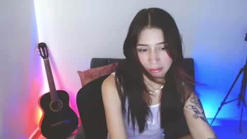 onlily online show from 12-20-25, 07:43