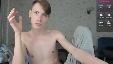 Snapshot of only_eric chatting on 03-11-26, 08:42 Erick online show from 03-11-26, 08:42