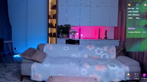 Snapshot of onlycatsss chatting on 09-29-25, 12:32 Amelia online show from 09-29-25, 12:32