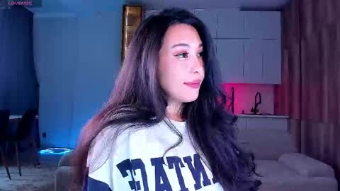 Snapshot of onlycatsss chatting on 09-30-25, 06:18 Amelia online show from 09-30-25, 06:18