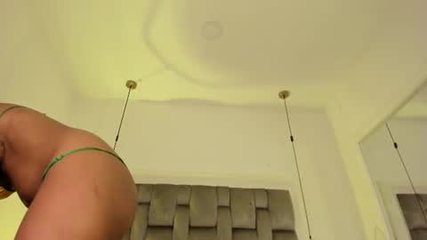 Snapshot of onlygia chatting on 06-23-26, 04:10 Only online show from 06-23-26, 04:10