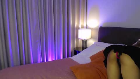 Lily Peach  -   online show from 02-01-26, 01:26