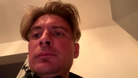 onlyloveyoutwice2016 online show from 04-04-26, 10:51