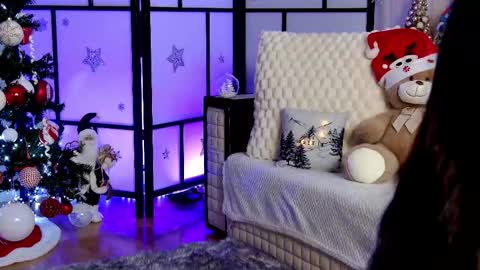 Xandra online show from 12-18-25, 06:52