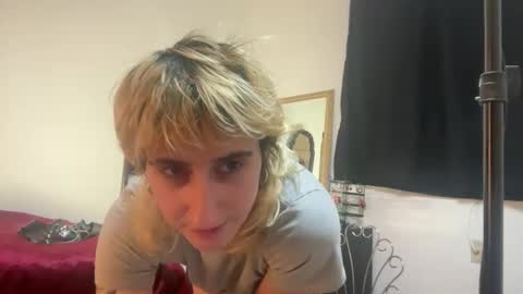 Snapshot of onyxobnoxious chatting on 01-06-26, 02:59 Onyx Daria online show from 01-06-26, 02:59