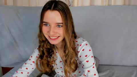 Snapshot of onyxvespera chatting on 04-14-26, 07:03 onyxvespera online show from 04-14-26, 07:03