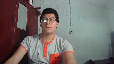 oomaurooo online show from 12-18-24, 09:29