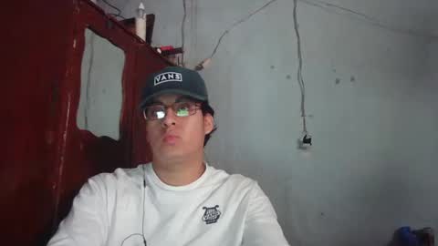 oomaurooo online show from 12-25-24, 09:43