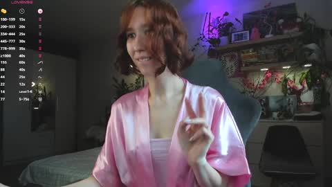 Snapshot of oooooo_li chatting on 03-31-26, 08:04 Olivia. online show from 03-31-26, 08:04