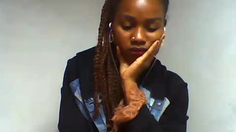 oooorazanasoa online show from 06-25-26, 07:07