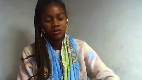 oooorazanasoa online show from 06-26-26, 10:36