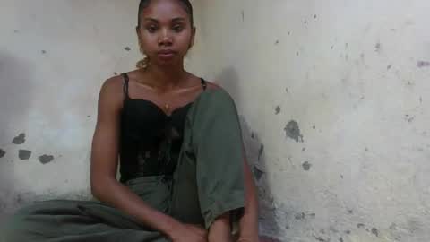 Snapshot of oooosoavizara chatting on 05-23-26, 06:45 oooosoavizara online show from 05-23-26, 06:45