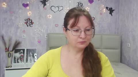 Vanessa online show from 03-10-25, 06:05