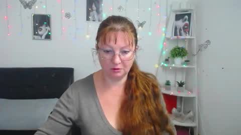 Vanessa online show from 09-26-25, 05:33