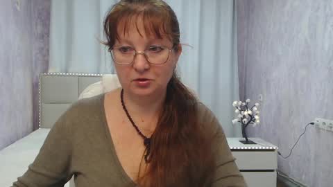 Snapshot of oovanessahotts chatting on 05-29-26, 05:27 Vanessa online show from 05-29-26, 05:27