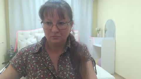 Snapshot of oovanessahotts chatting on 07-07-26, 05:21 Vanessa online show from 07-07-26, 05:21