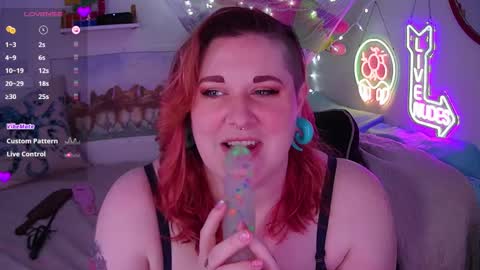 Opal online show from 02-06-25, 10:26