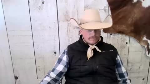 Snapshot of openmindedcowboy chatting on 01-10-25, 07:32 kinkynerd online show from 01-10-25, 07:32