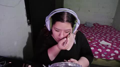 oppaichanuwu online show from 12-02-25, 01:00