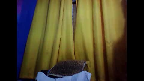Snapshot of opree_pirocudo chatting on 05-16-26, 06:32 Opree online show from 05-16-26, 06:32