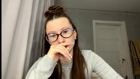 Eva  online show from 03-04-26, 01:33