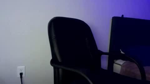 Snapshot of oralking123 chatting on 12-06-24, 03:08 oralking123 online show from 12-06-24, 03:08