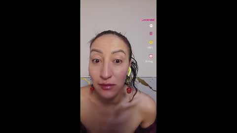 Snapshot of oriana_111 chatting on 05-24-26, 03:50 oriana_111 online show from 05-24-26, 03:50