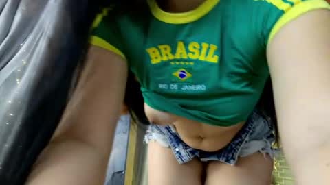 Snapshot of oriana__03 chatting on 05-31-26, 12:23 Oriana online show from 05-31-26, 12:23
