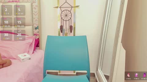 Snapshot of oriana_davis chatting on 03-12-25, 11:33 Oriana online show from 03-12-25, 11:33