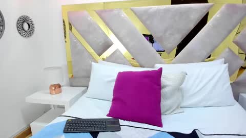 Miss Guzman  online show from 01-27-25, 03:50