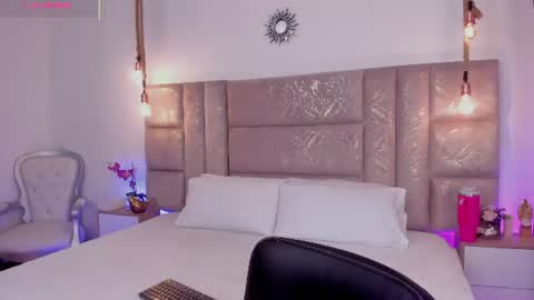 Snapshot of oriana_guzman chatting on 07-29-26, 11:58 Miss Guzman online show from 07-29-26, 11:58