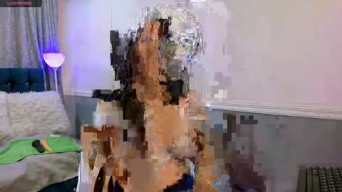 Snapshot of oriana_jhonson chatting on 10-07-25, 12:35 Oriana online show from 10-07-25, 12:35