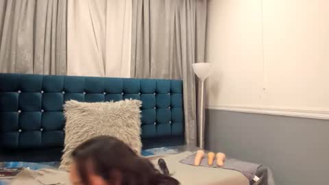 Oriana  online show from 01-16-26, 11:58