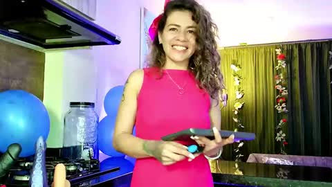 Snapshot of oriana_thomson2 chatting on 02-23-25, 03:13 Oriana online show from 02-23-25, 03:13