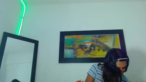 Snapshot of orianadollx chatting on 01-31-25, 04:59 Oriana online show from 01-31-25, 04:59