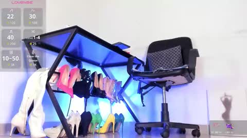 You can call me Sussana  online show from 10-24-25, 11:12