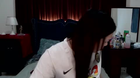 Snapshot of orientalcharmts chatting on 02-25-25, 07:42 ALENA online show from 02-25-25, 07:42