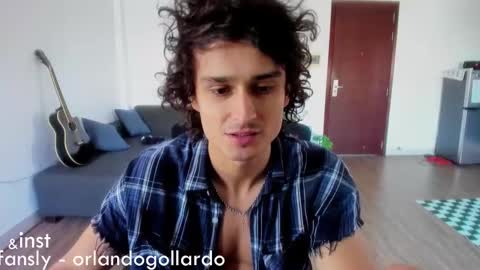 Snapshot of orlando__bloom chatting on 01-07-25, 09:29 Fansly and Instagram -  online show from 01-07-25, 09:29