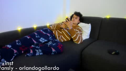 Snapshot of orlando__bloom chatting on 01-13-25, 02:00 Fansly and Instagram -  online show from 01-13-25, 02:00