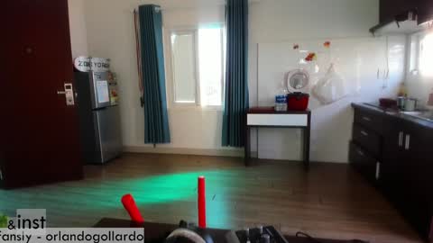 Snapshot of orlando__bloom chatting on 02-02-25, 07:41 Fansly and Instagram -  online show from 02-02-25, 07:41