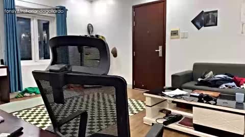 Snapshot of orlando__bloom chatting on 09-26-25, 10:52 Fansly and Instagram -  online show from 09-26-25, 10:52