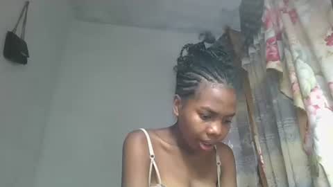 ornellahhh online show from 10-31-25, 06:58