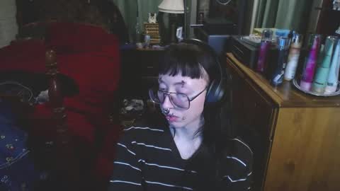 Snapshot of orookun chatting on 10-04-25, 10:41 orookun online show from 10-04-25, 10:41