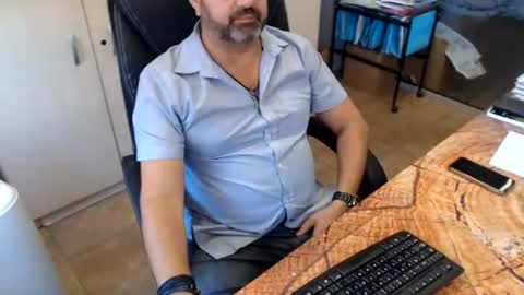 Snapshot of oscar_msng chatting on 07-09-26, 04:33 Oscar online show from 07-09-26, 04:33