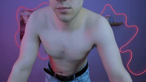Snapshot of oscar_rage chatting on 05-06-26, 06:46 oscar_rage online show from 05-06-26, 06:46
