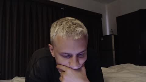 Snapshot of oscar_sssky chatting on 12-07-24, 07:27 Oscar online show from 12-07-24, 07:27