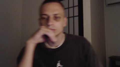 Snapshot of oscar_sssky chatting on 01-26-25, 03:58 Oscar online show from 01-26-25, 03:58